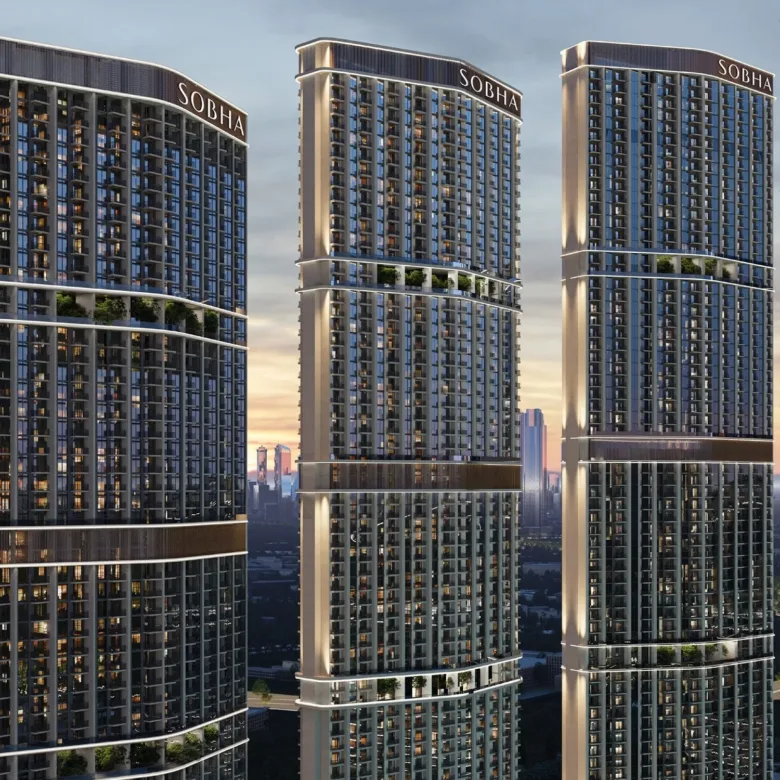 360 Riverside Crescent exterior 4