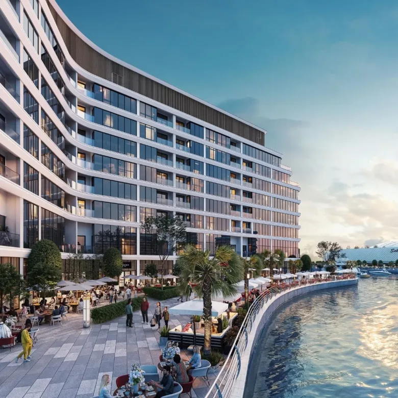 Bayfront Marina Residences exterior 2