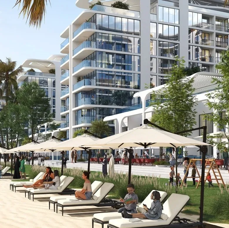 Pristine Beach Residences exterior 2